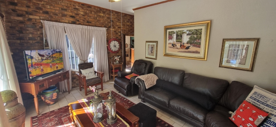 3 Bedroom Property for Sale in Elandsrand North West